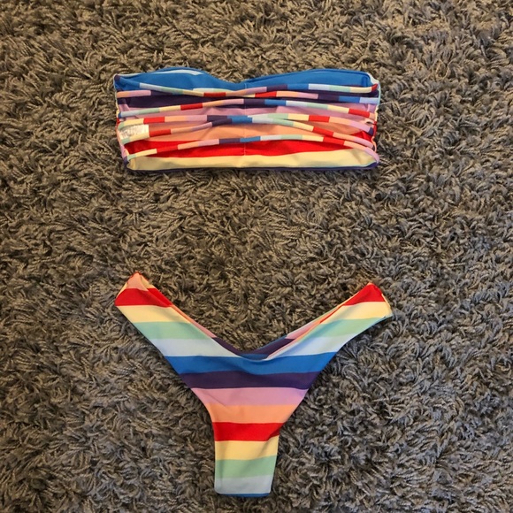 Super cute rainbow bikini size S! NWOT - Picture 4 of 5